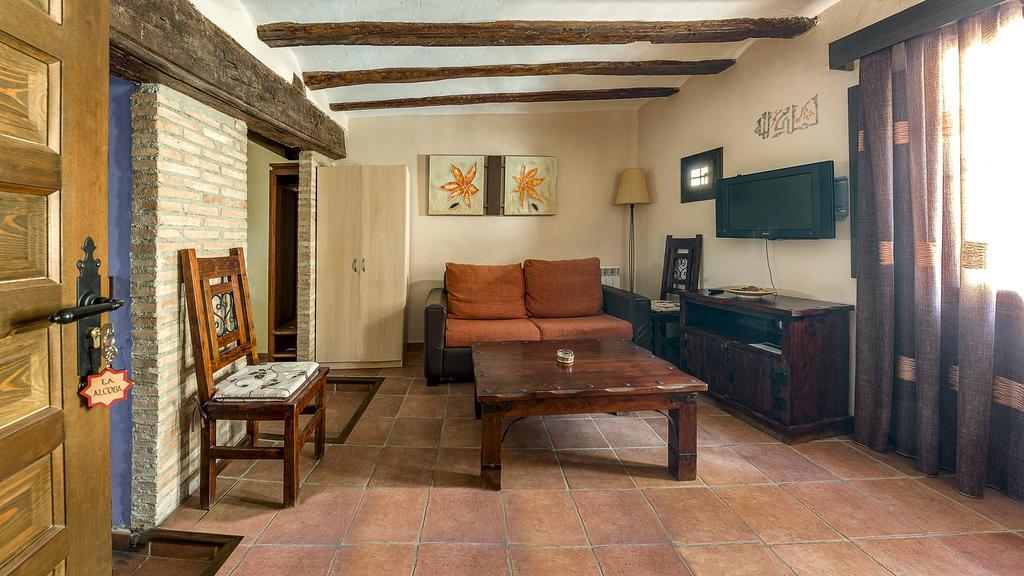 Apartamentos Los Aljezares Gea de Albarracín Dış mekan fotoğraf