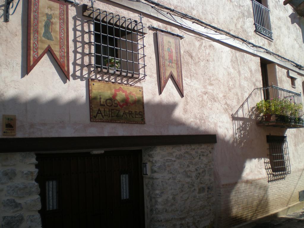 Apartamentos Los Aljezares Gea de Albarracín Dış mekan fotoğraf